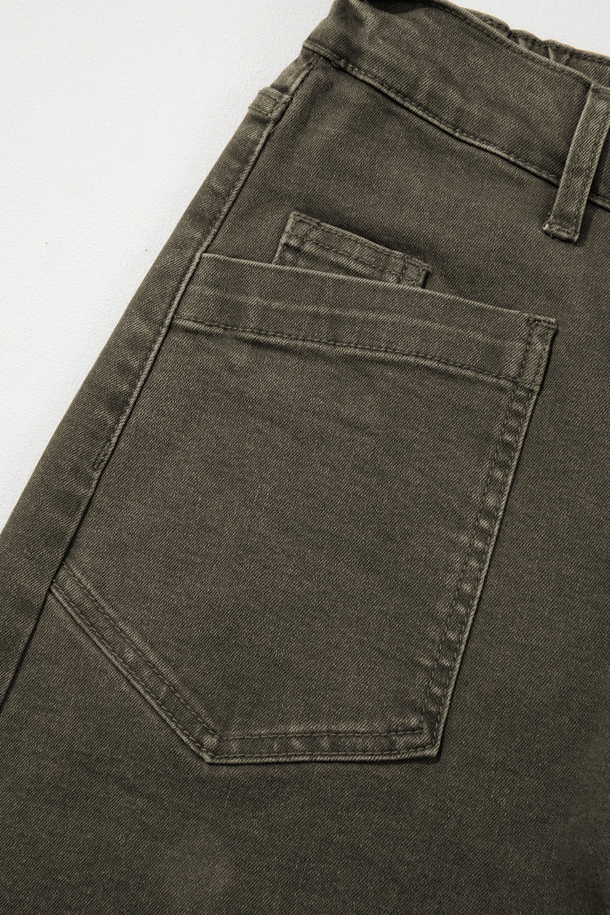 Square Patch Pocket Ankle-length Barrel Jeans