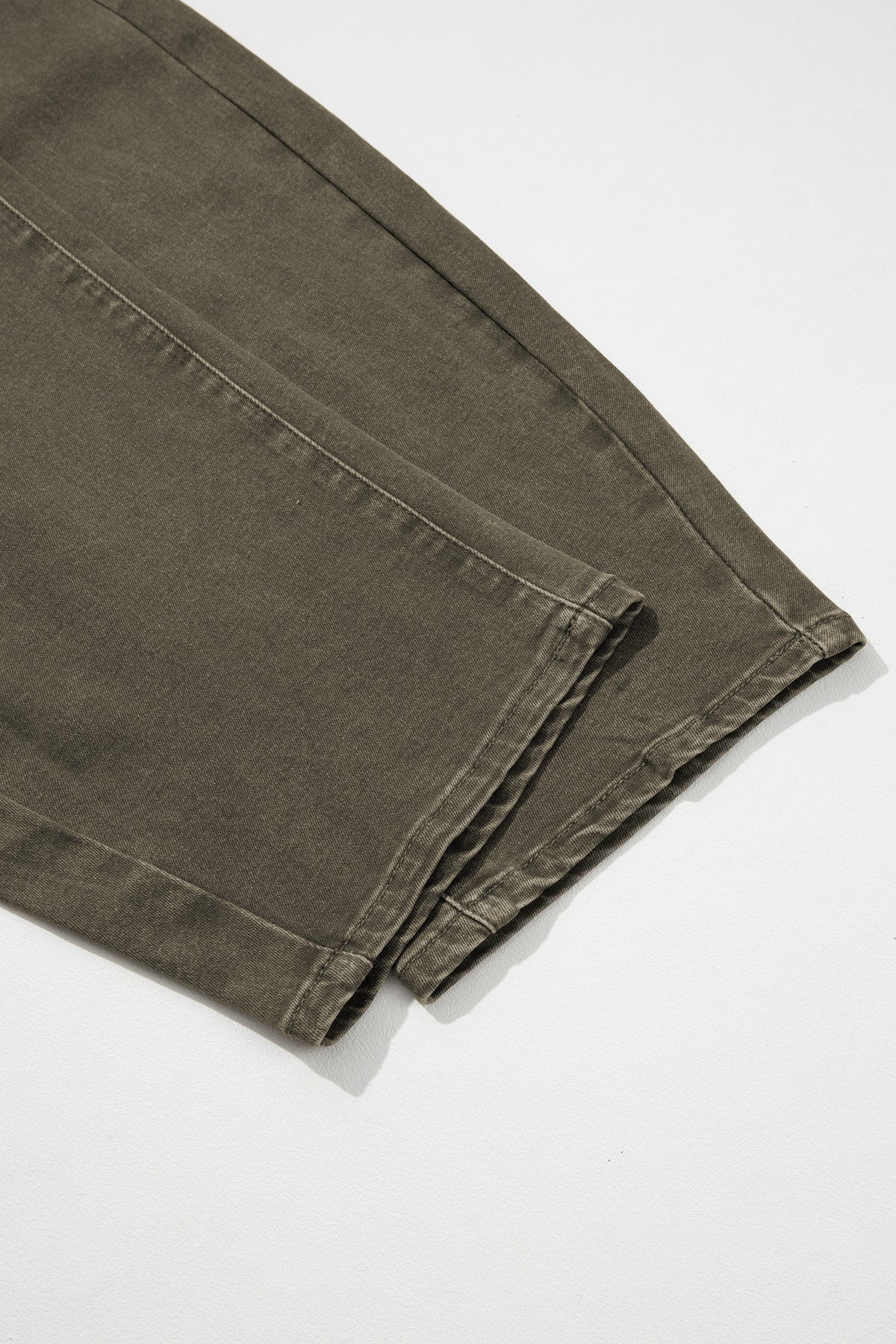 Square Patch Pocket Ankle-length Barrel Jeans