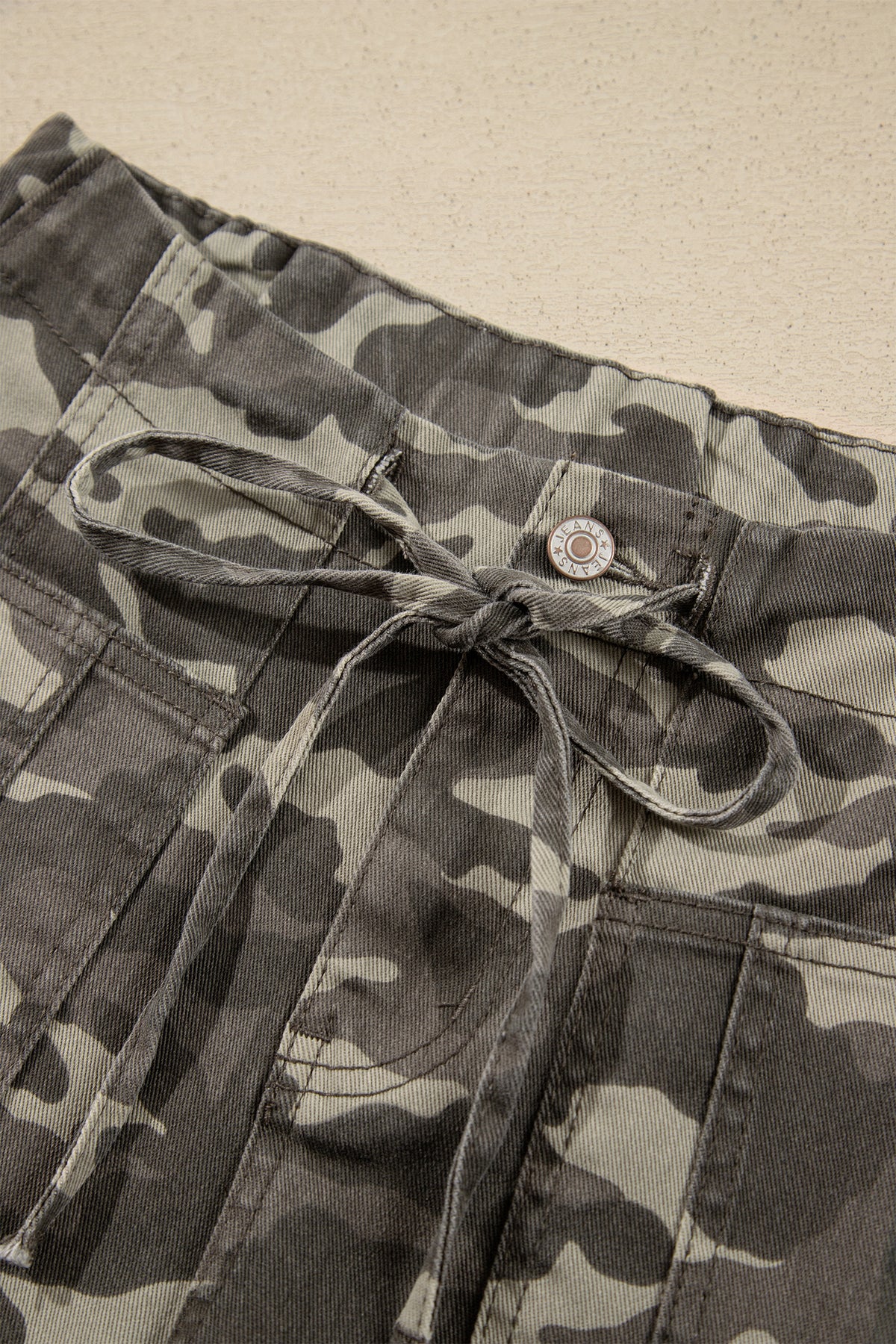 Leopard Printed Drawstring Elastic Waistband Pocketed Barrel Jeans