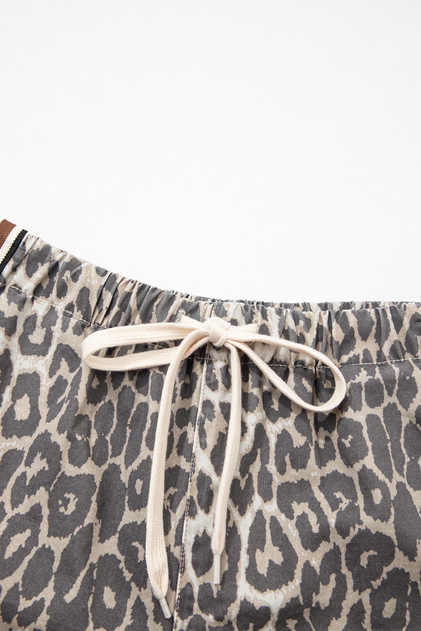 Leopard Pattern Striped Detail Drawstring Denim Shorts