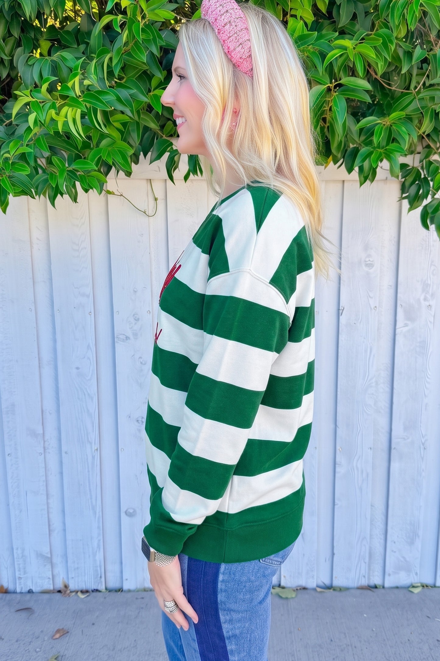 holly jolly Letter Embroidered Pullover Sweatshirt