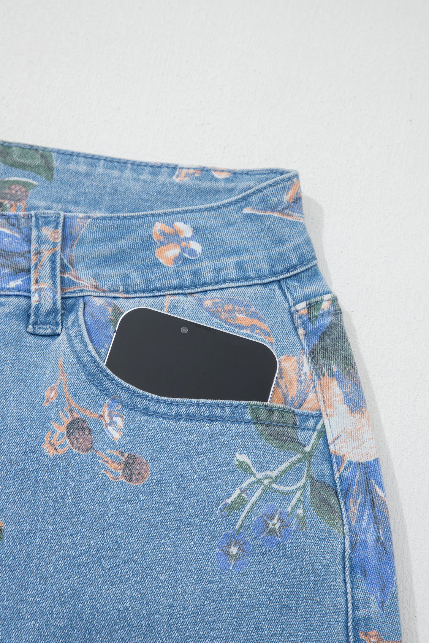 Retro Floral Print Frayed Hem Shift Jeans