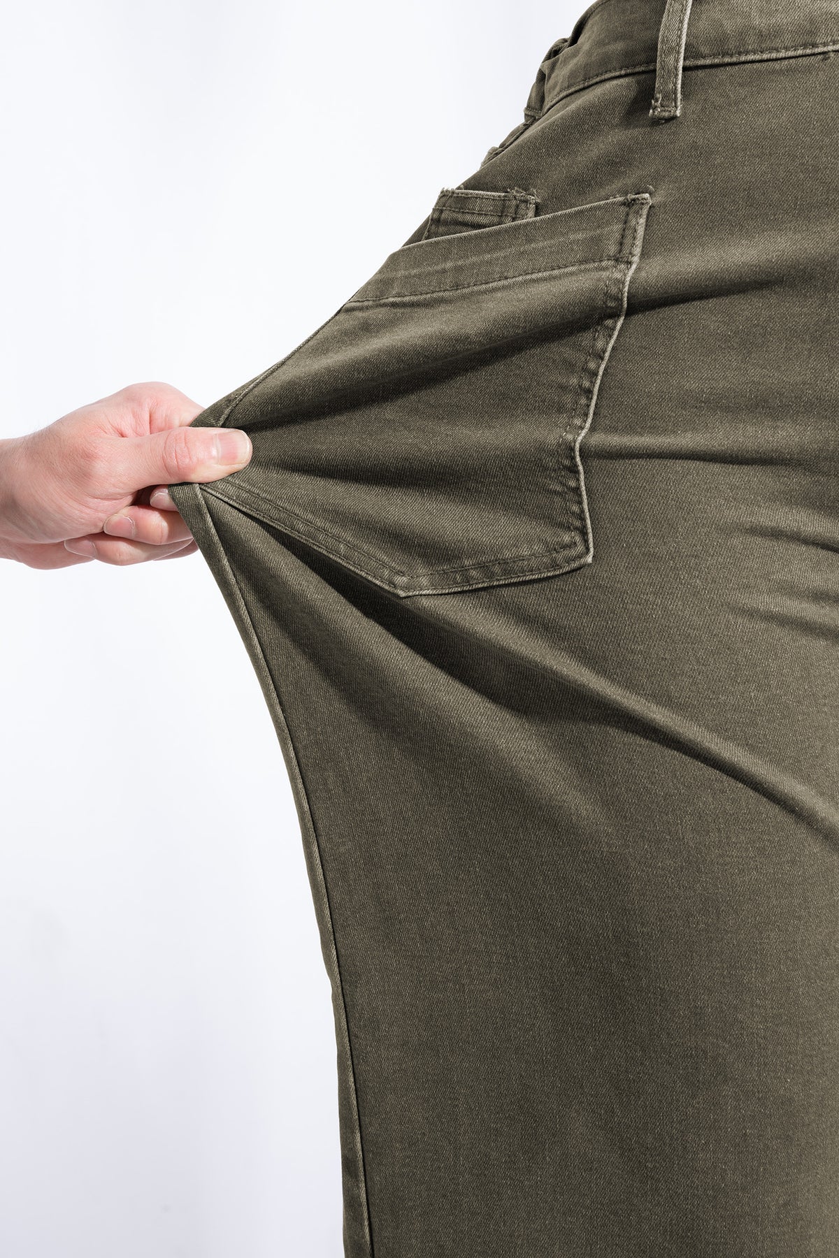 Square Patch Pocket Ankle-length Barrel Jeans