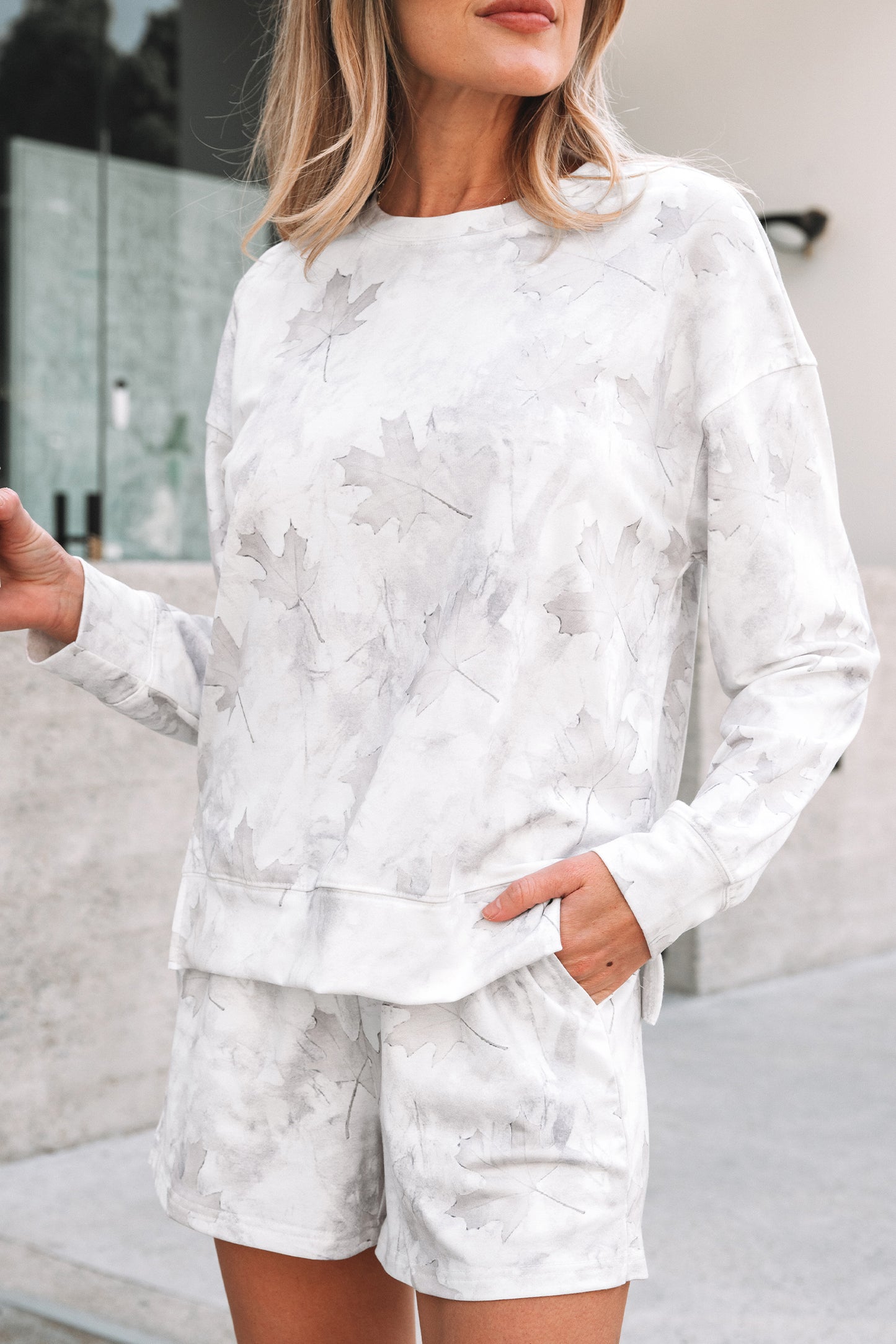 Camo Print Pullover Top and Elastic Waist Casual Short Set